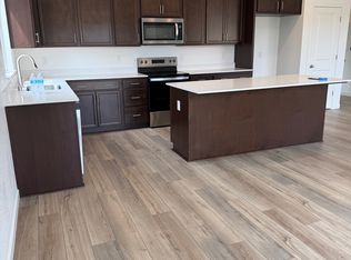 3164 Arbor View Dr, Folsom, CA 95630