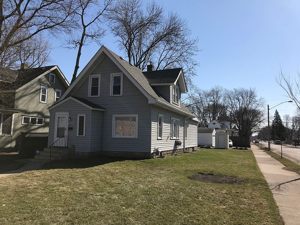 1st image of 3453 31st Ave S