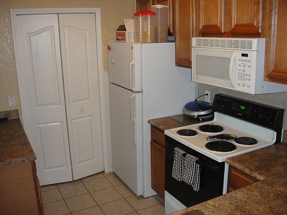 4th image of 6141 Metrowest Blvd Unit 205