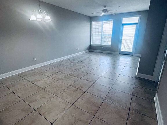 5th image of 159 Brooks St SE Unit 302