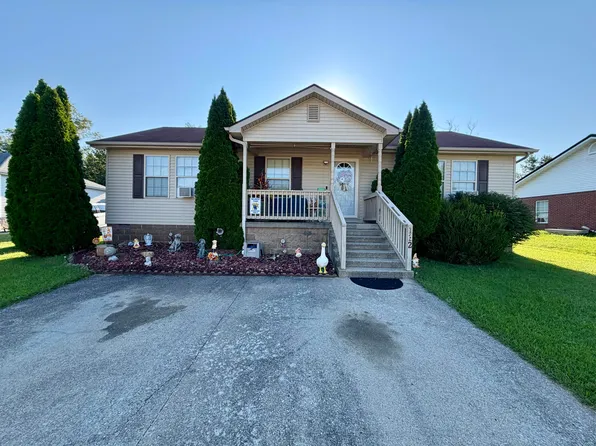 112 Logan Ct, Berea, KY 40403
