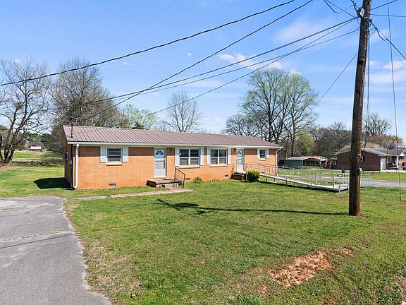 5th image of 109 Allen Dr