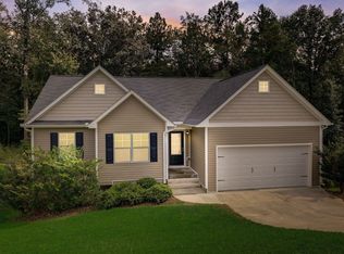 3401 Silver Ridge Dr, Gainesville, GA 30507