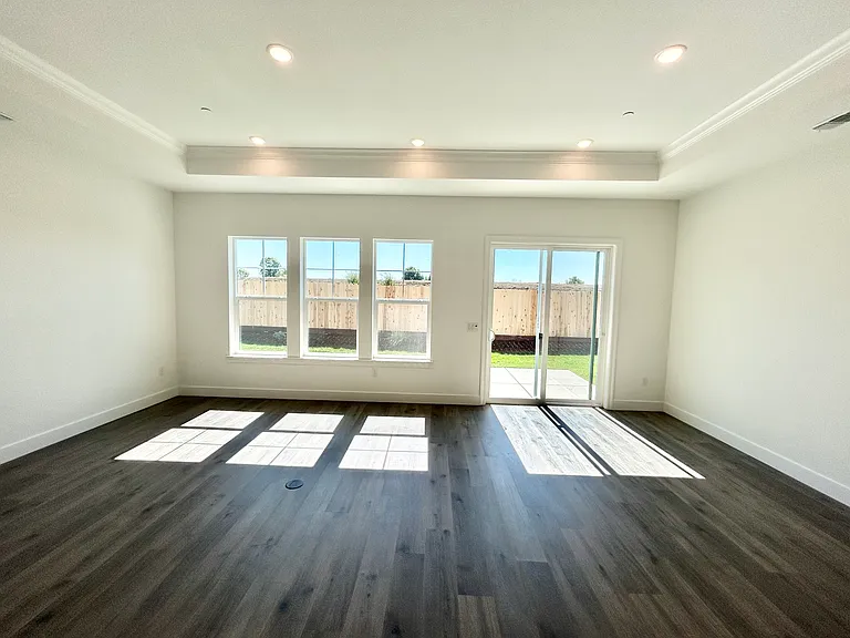 238 Apple Grove Ave — Photo 16