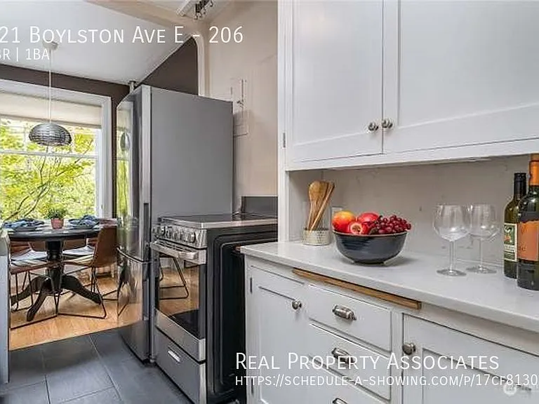 321 Boylston Ave E #206 — Photo 3