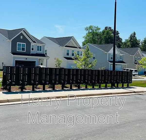 387 Thompson Overlook Way — Photo 23