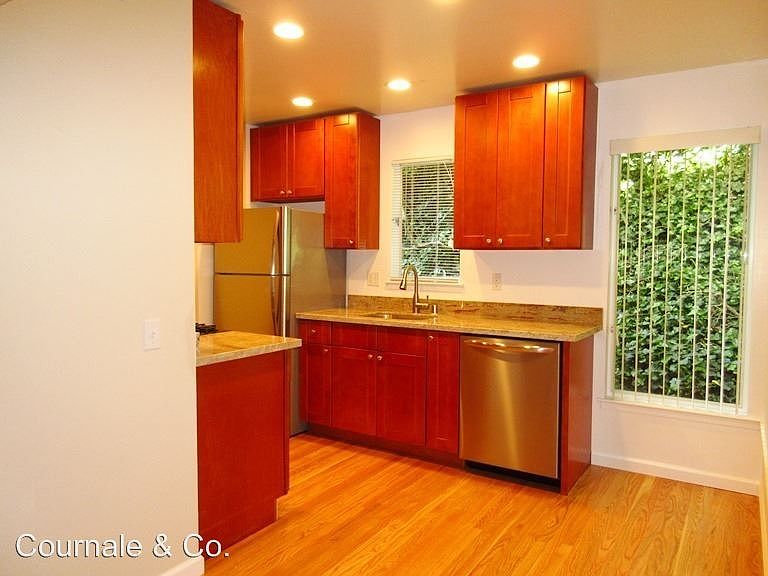 1st image of 152 Locksley Ave APT 2