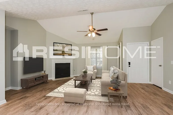 1841 Killarney Dr SW — Photo 5