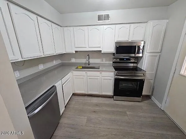 2 bed, 1.0 bath, 1000 sqft, $1,575 — Photo 4