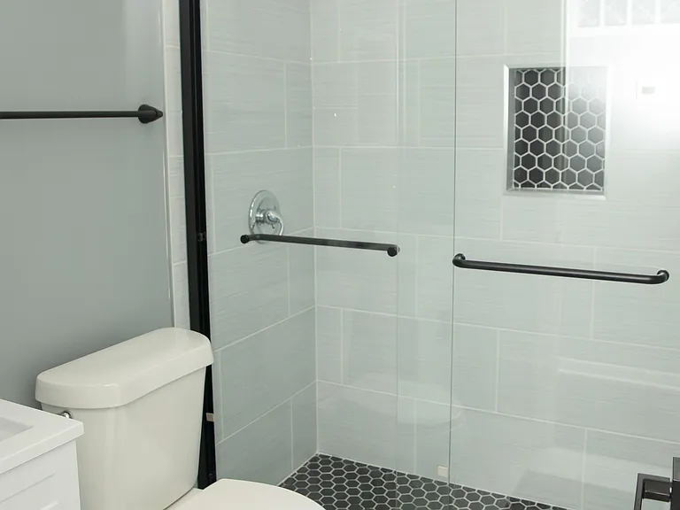 Full bathroom