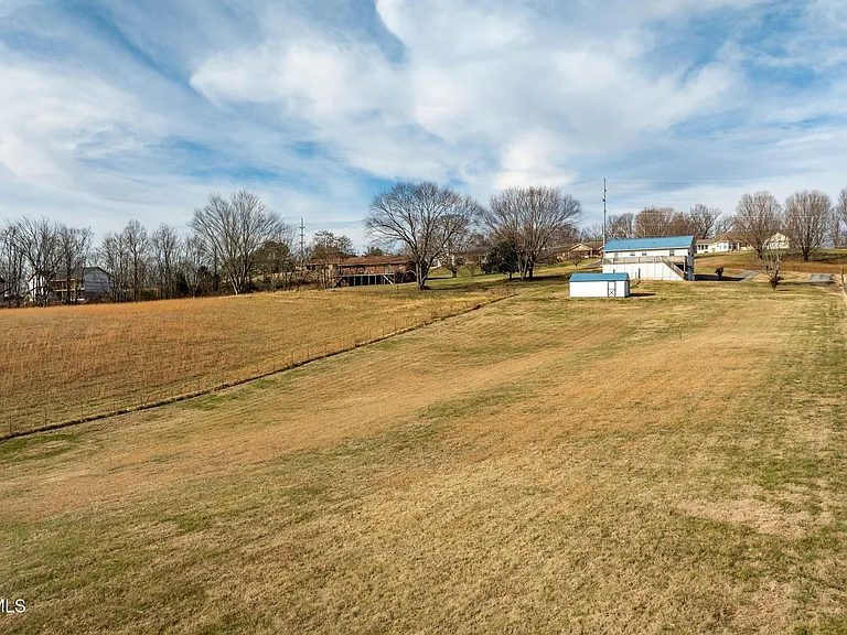 133 Paynetown Rd — Photo 32