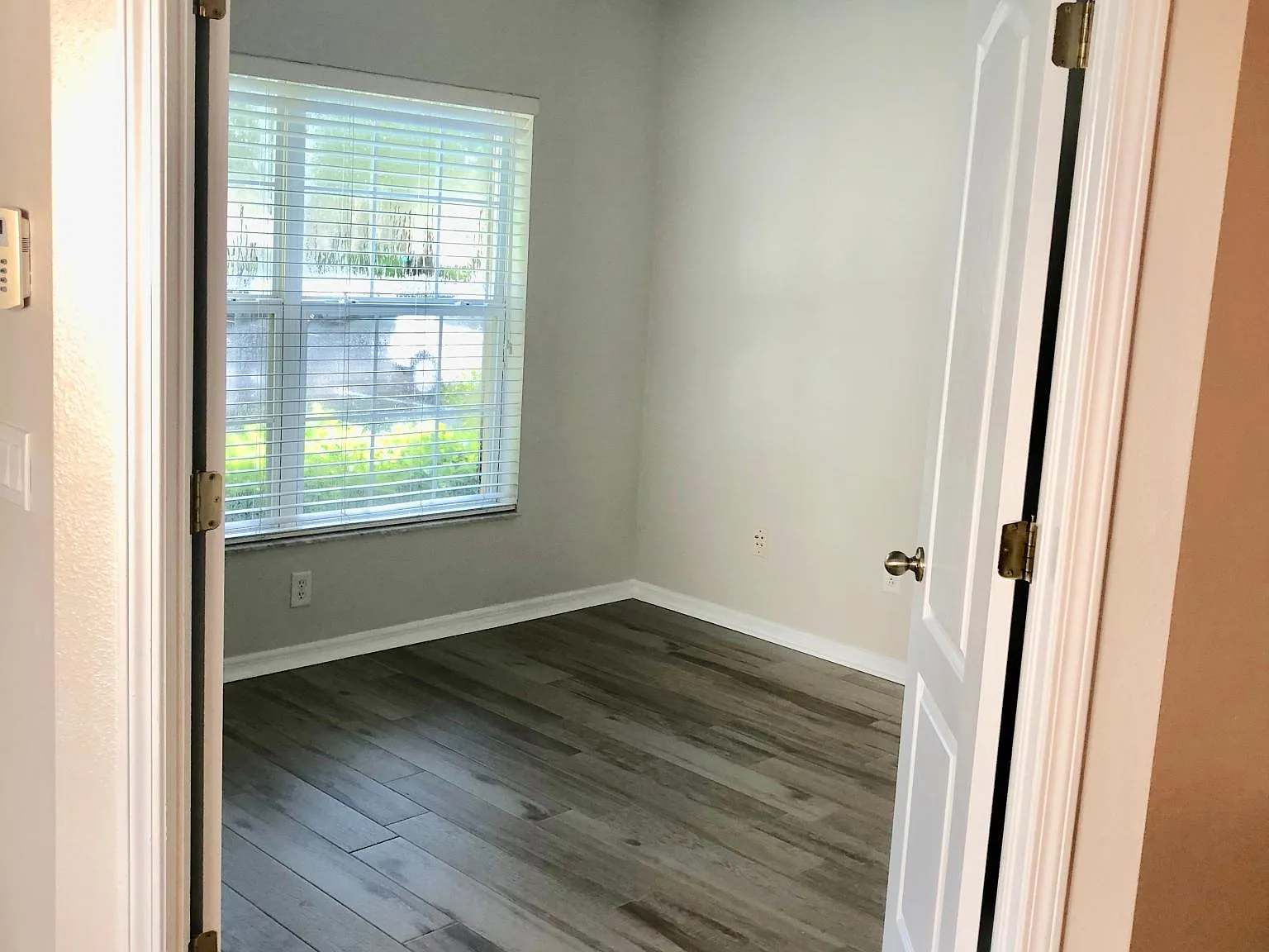 15944 Fishhawk Creek Ln — Photo 3