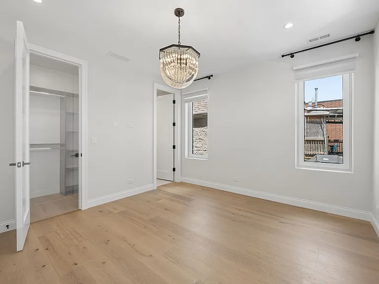 3739 N Clifton Ave #3 — Photo 32