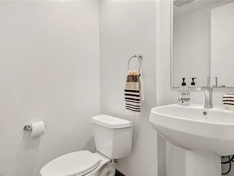 3000 Oasis Grand Blvd #606 — Photo 13