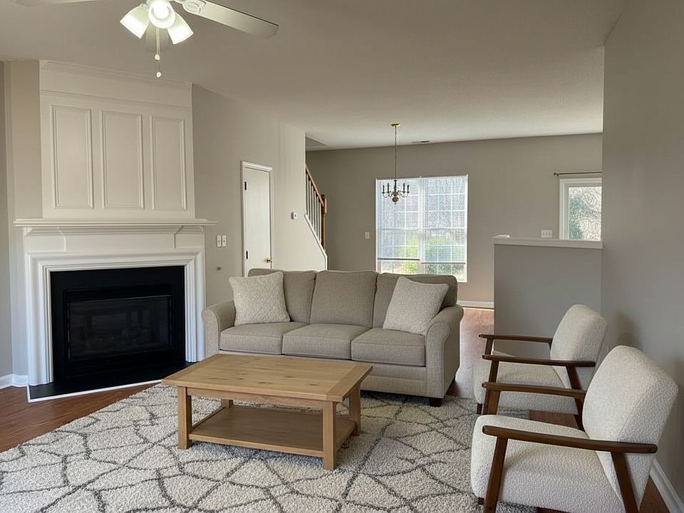 1st image of 109 N Weststone Blvd