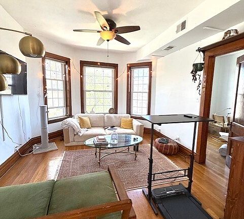 3rd image of 2341 N Avers Ave #2
