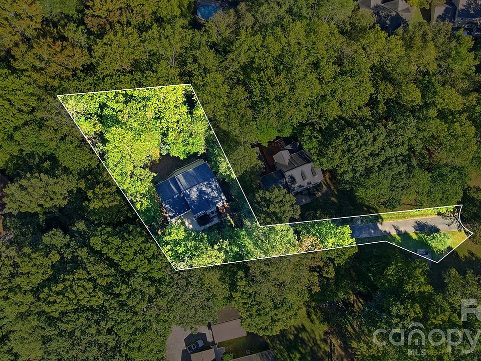 1st image of 2100 Pineapple Ct
