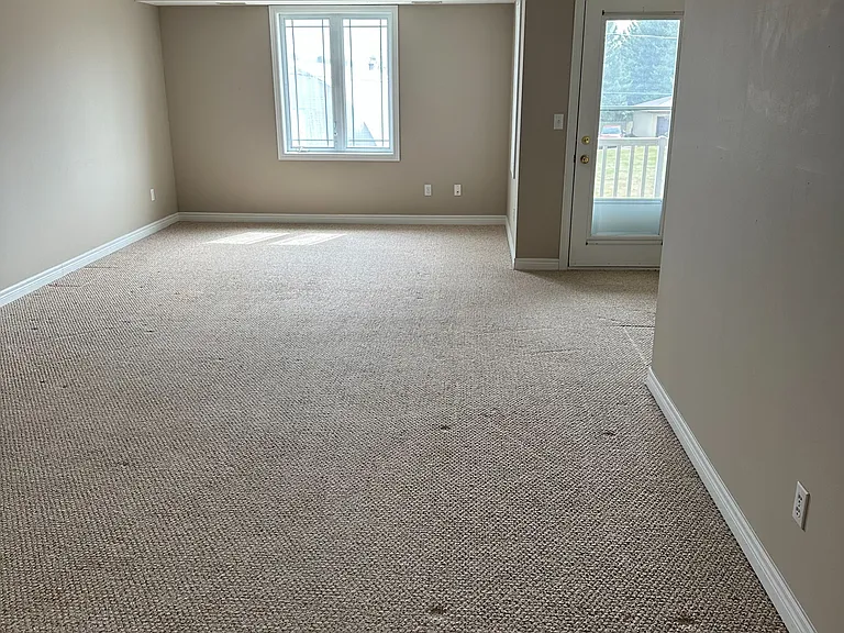 200 Brock St #8 — Photo 2