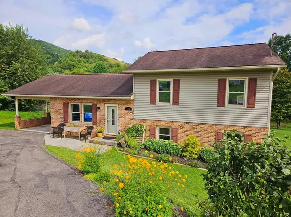 416 Harman St, North Tazewell, VA 24630