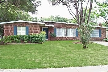 1st image of 454 Springwood Ln