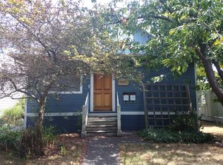 3020 61st Ave SW, Seattle, WA 98116