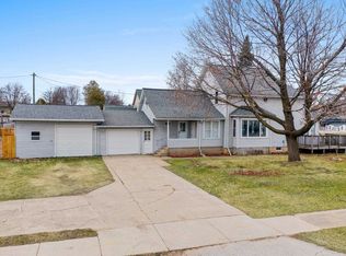 405 N Main St, Oconto Falls, WI 54154