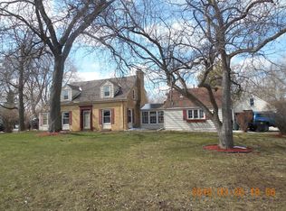 W140N7459 Lilly Rd, Menomonee Falls, WI 53051