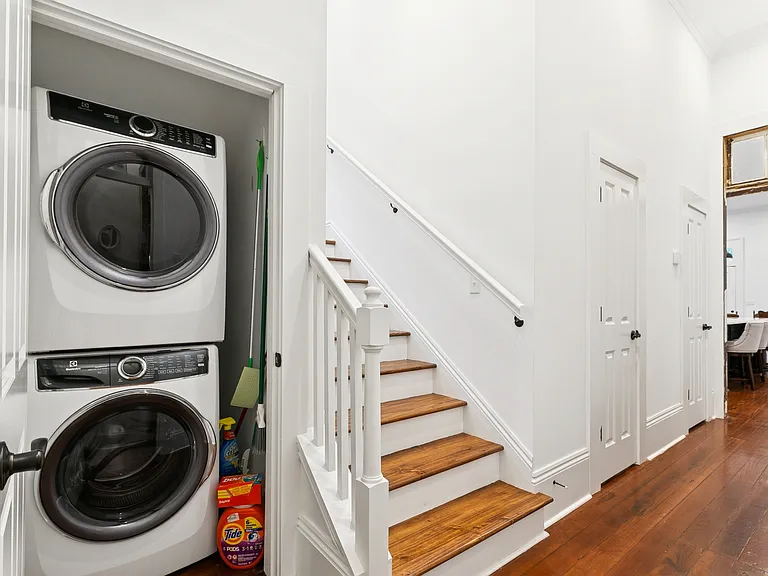 2235 N Rampart St — Photo 36