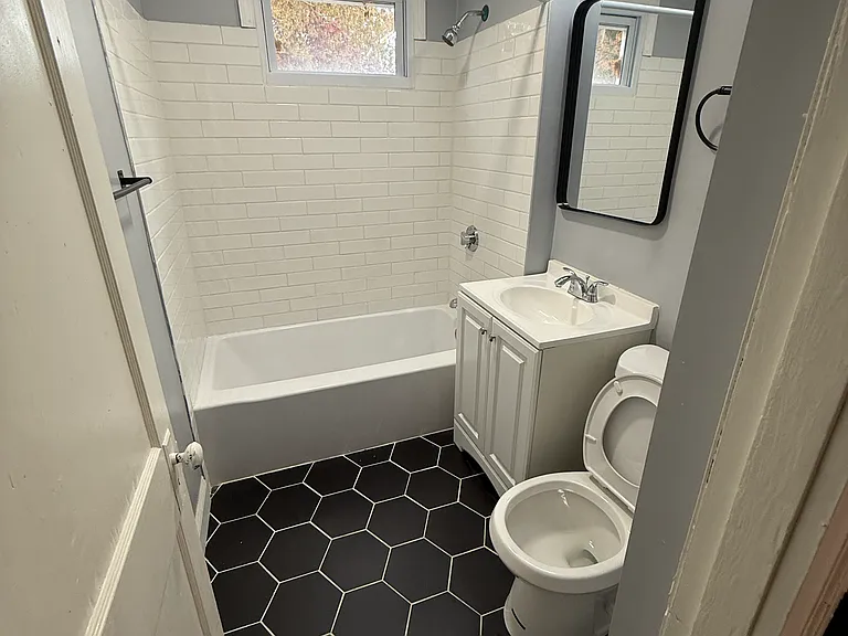 337 Dulude Ave #1R — Photo 7