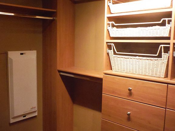 Mstr Bedroom Closet 2