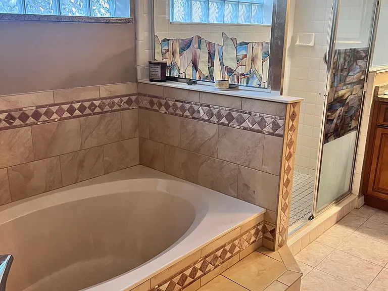 3900 Oak Crest Cir — Photo 13