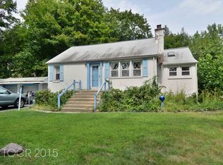 52 Lakeside Trl, Kinnelon, NJ 07405