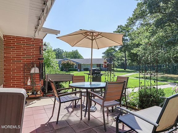 3rd image of 457A Portsmouth Drive