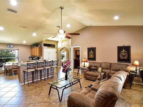 3rd image of 351 Dolce Dr