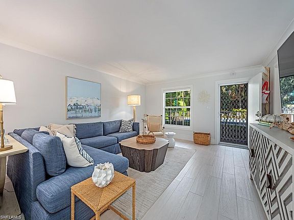 3rd image of 1222 Gordon DR #4