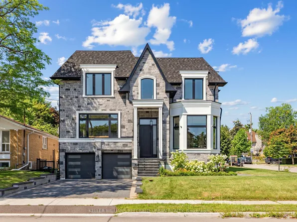 35 Lloydminster Cres, Toronto, ON M2M 2R9