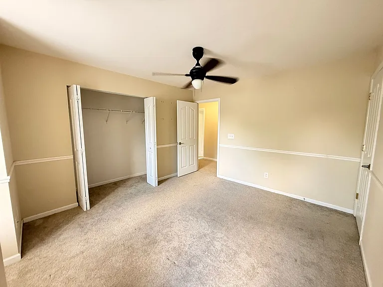 17418 Westmill Ln — Photo 13