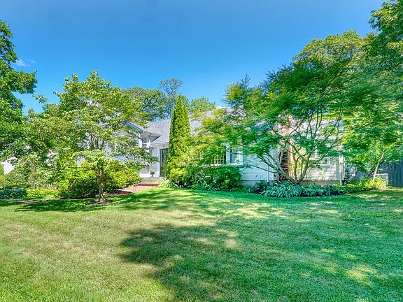 65 Sherburne Rd S.