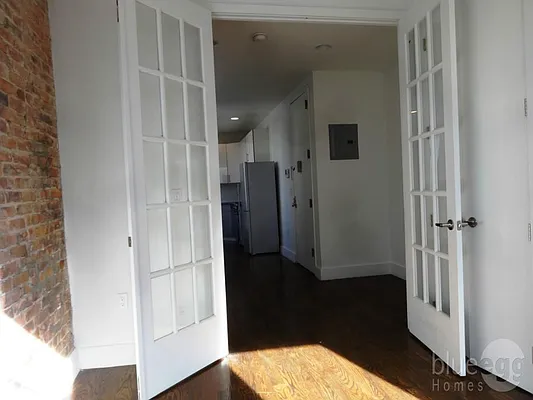 Rented by Blue Egg Realty Corp | media 33