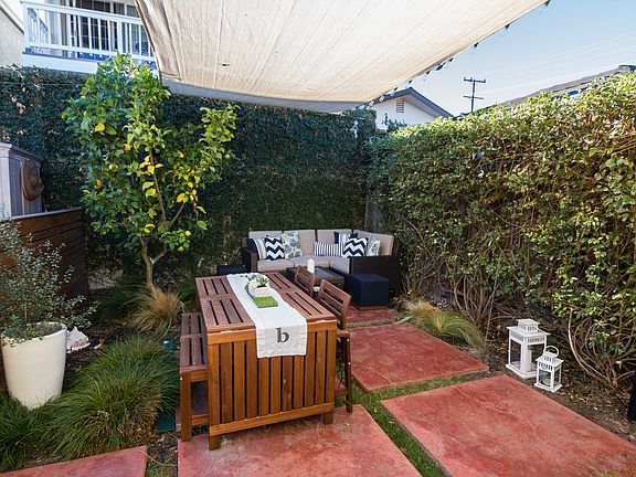 Relaxing private retreat