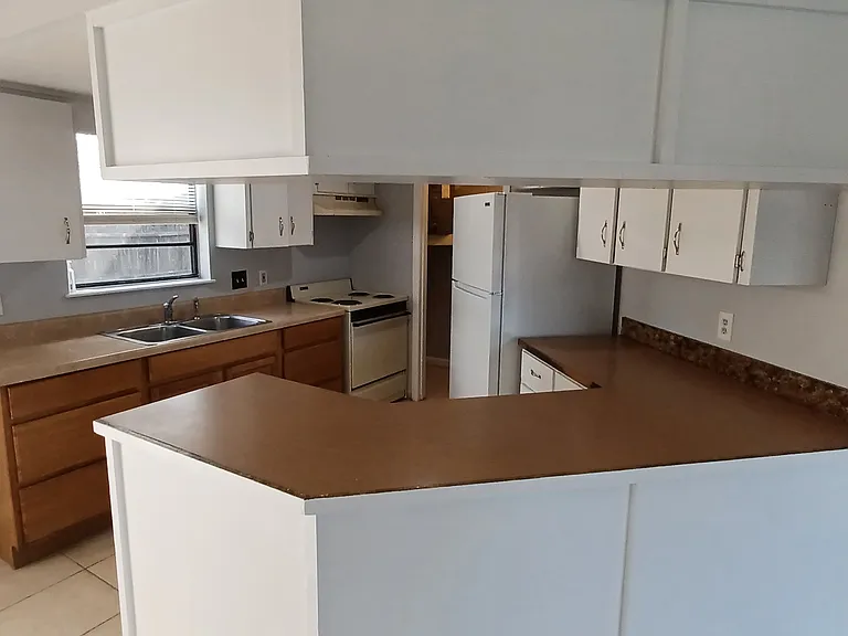 6120 Georgia Ave — Photo 7