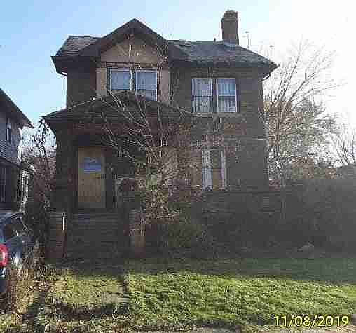3757 Gladstone