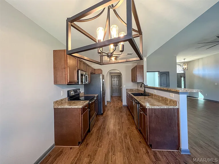 583 Sunset Dr — Photo 5