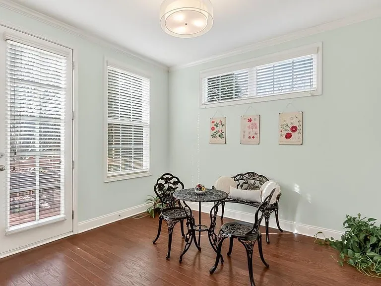 7205 Lowery Oak Dr — Photo 15