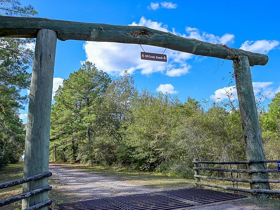 4th image of 200 Spring Branch Rd