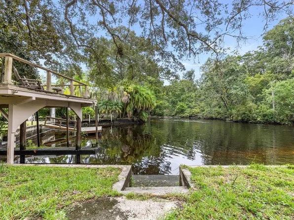 6100 Waverly Rd, Weeki Wachee, FL 34607