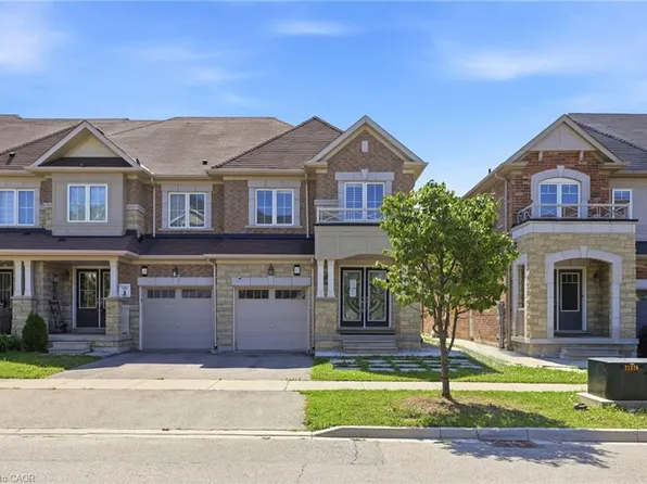 162 Golden Springs Dr, Brampton, ON L7A 4N9