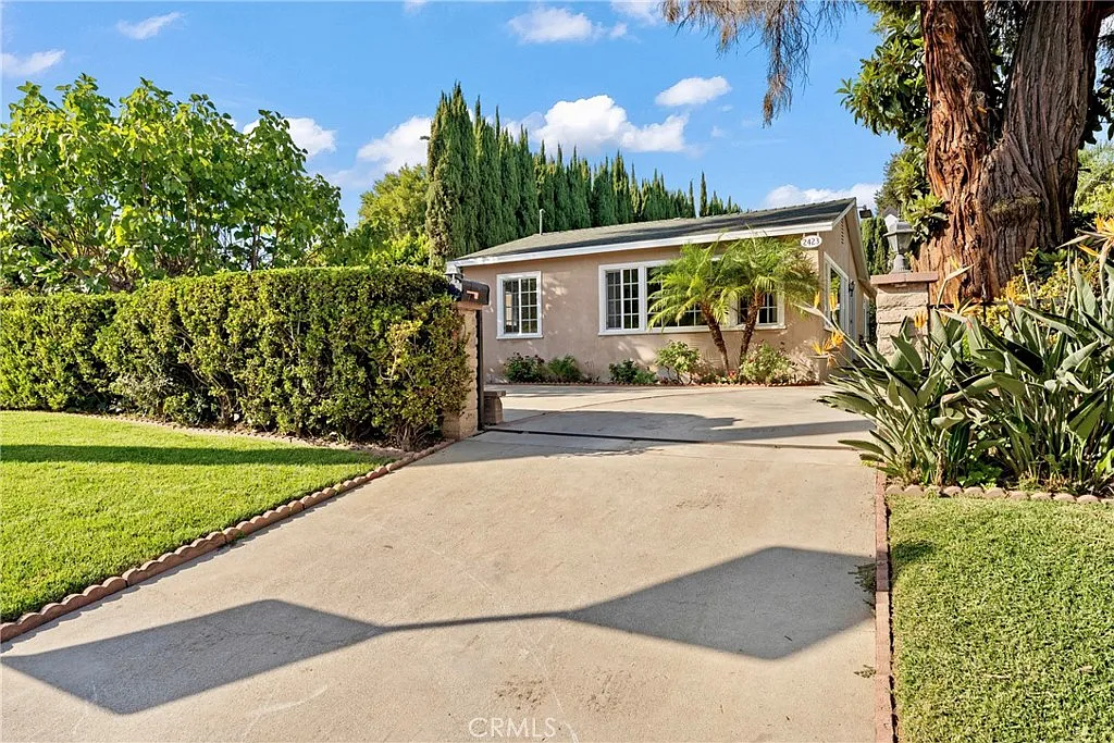 3 bed, 1632 sqft, $5,000 — Photo 1