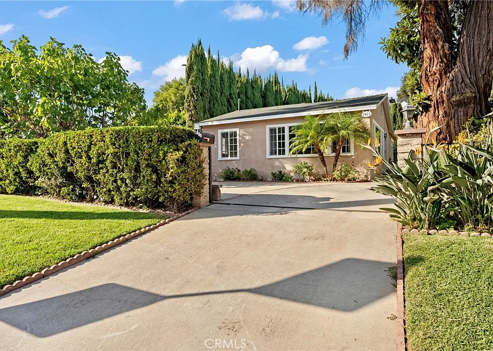 2423 San Pasqual St