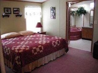 116 N 18th Ave, Monroe, WI 53566